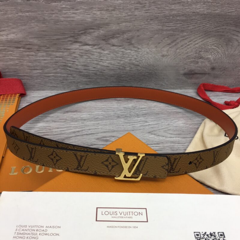 Louis Vuitton LV Buckle Reversible Leather Belt