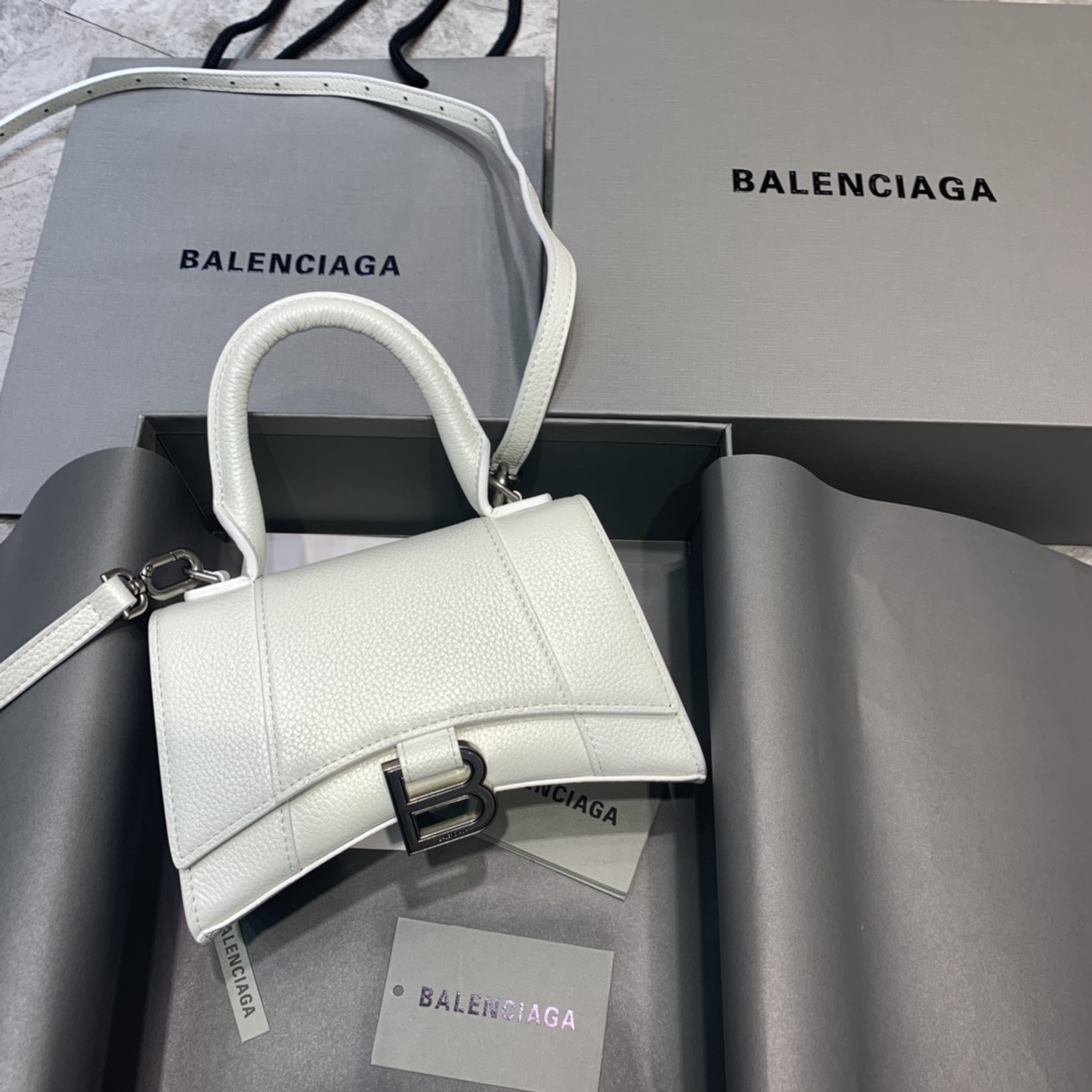 db9bf2_f5043f1d54af4adc92b3194631892861mv2.jpg Balenciaga Mini Hourglass Bag in White Lychee Pattern - Image 1