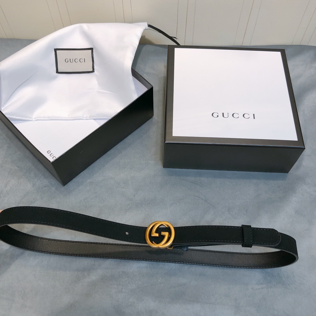 db9bf2_f60d35f1713d46b28653ff0d709c4c9emv2.jpg Gucci Leather Belt - Image 1