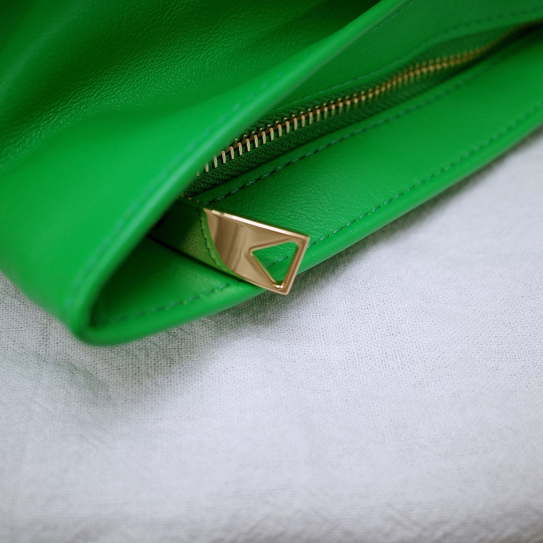 Bottega Veneta Bag - Image 5