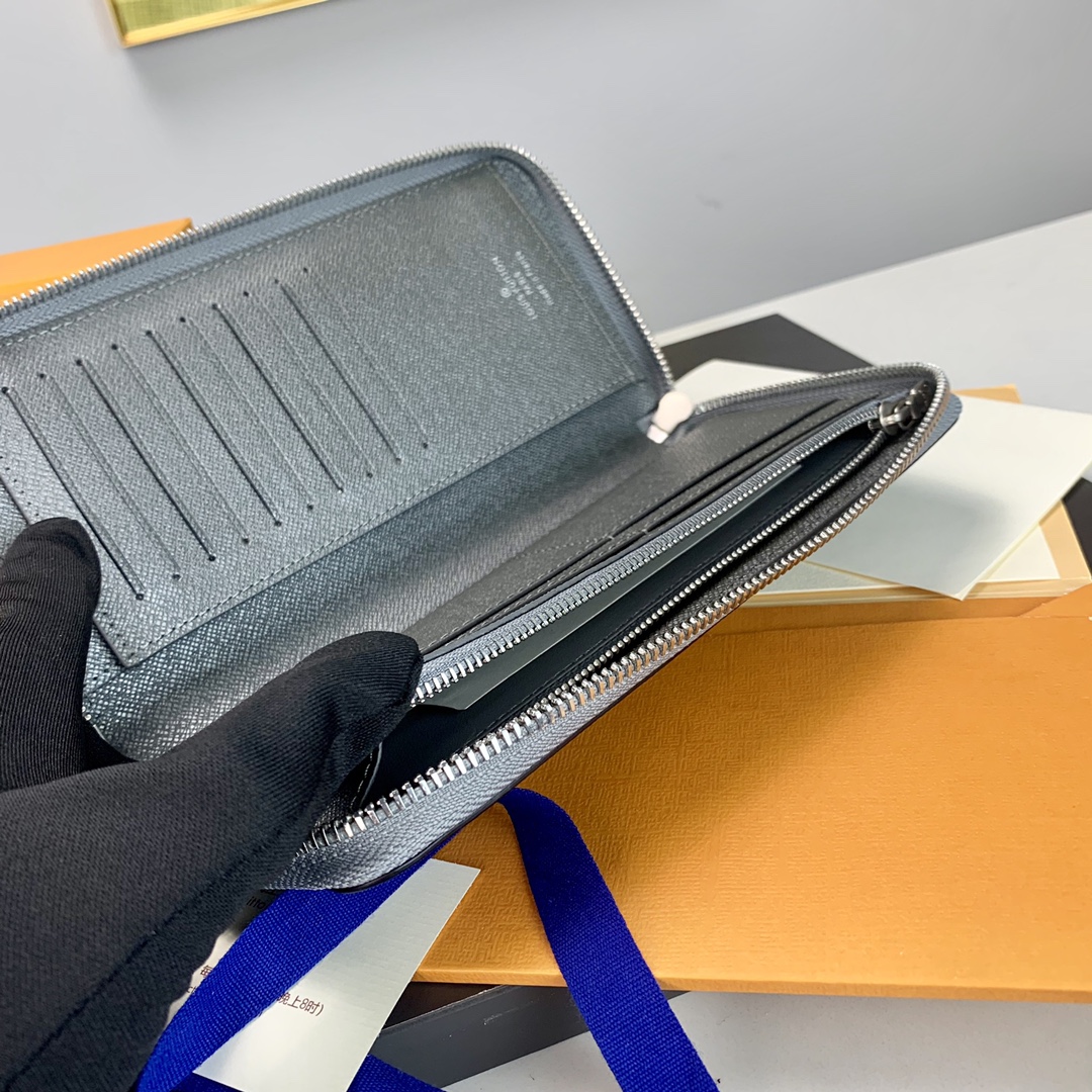 Louis Vuitton Zippy Vertical Wallet - Image 5