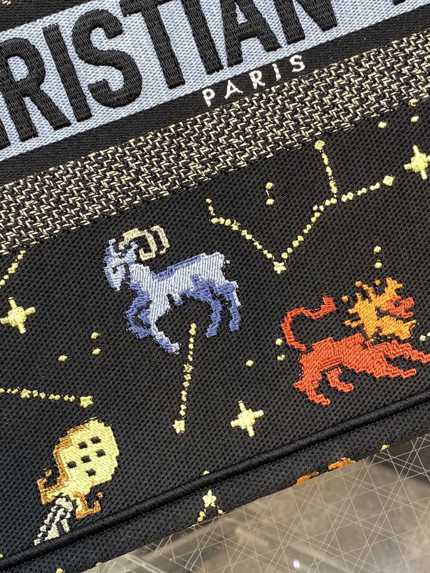 Dior Medium Constellations Tote Bag - Image 8