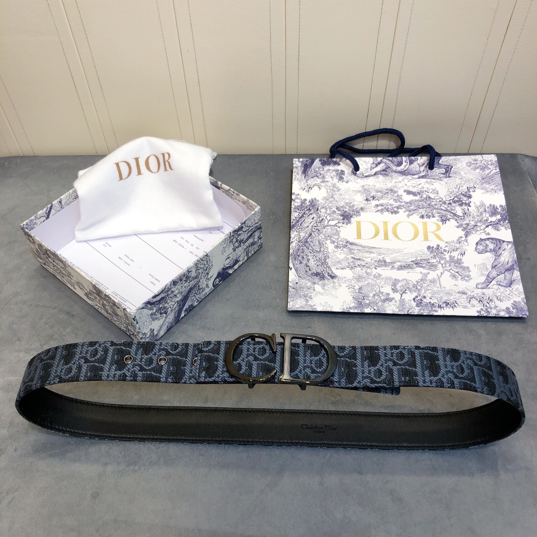 db9bf2_f9fca65e150c47168f9918f428d53d00mv2.jpg Dior Classic Buckle Belt - Image 1