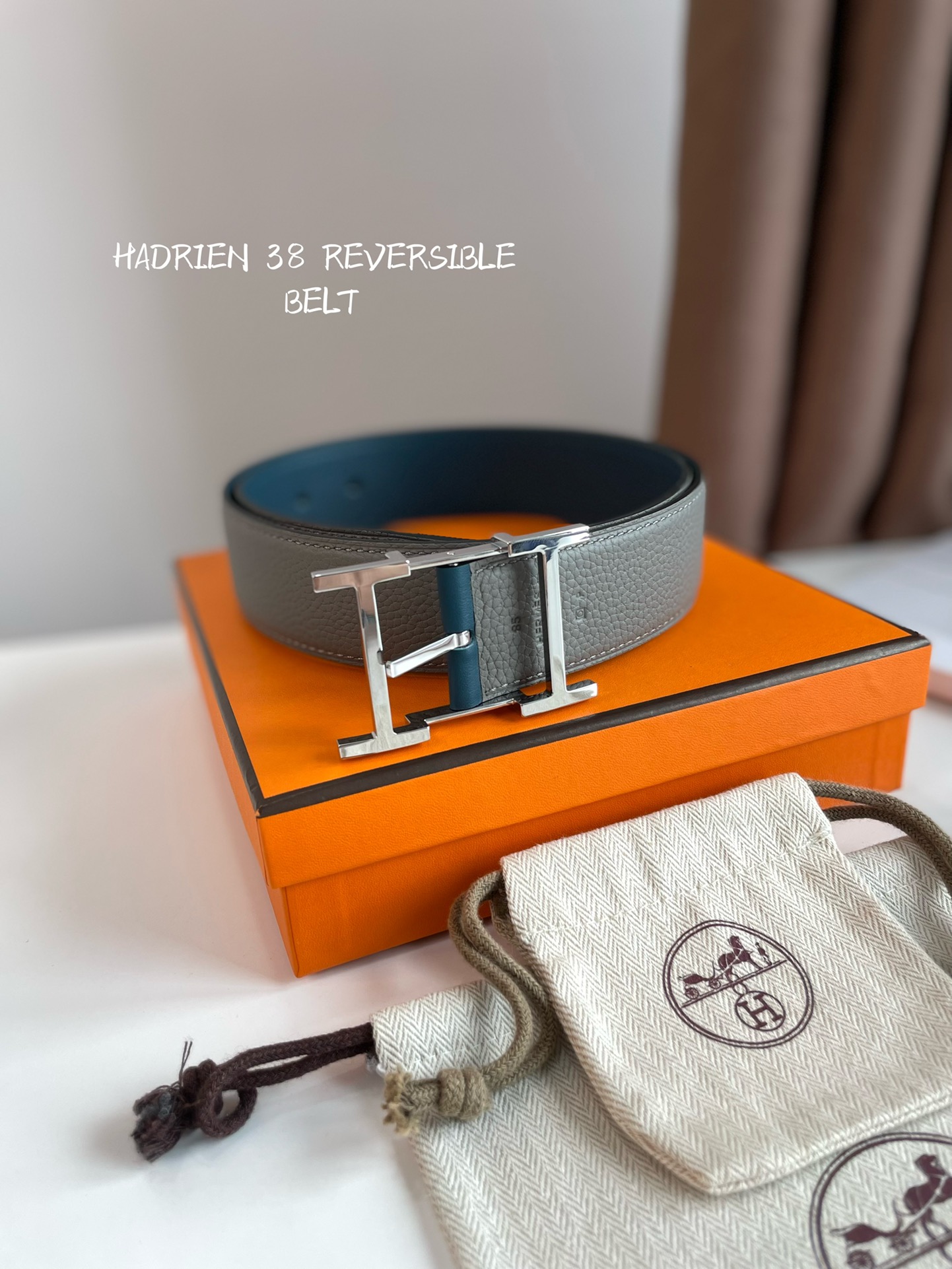 db9bf2_faa2625698d84718a90f6526abdcbb89mv2.jpg Hermes Shoes - Image 1