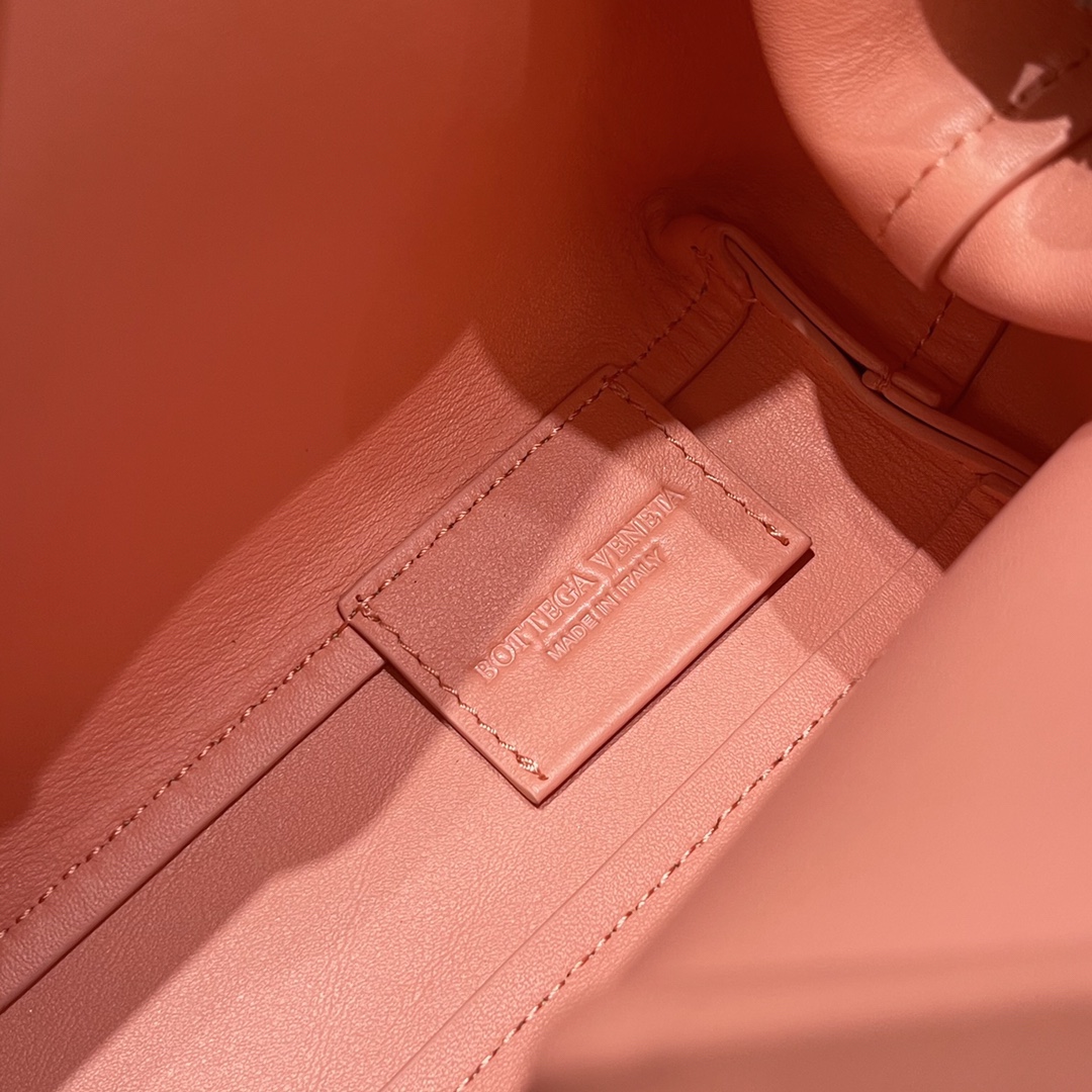 Bottega Veneta Bag - Image 7