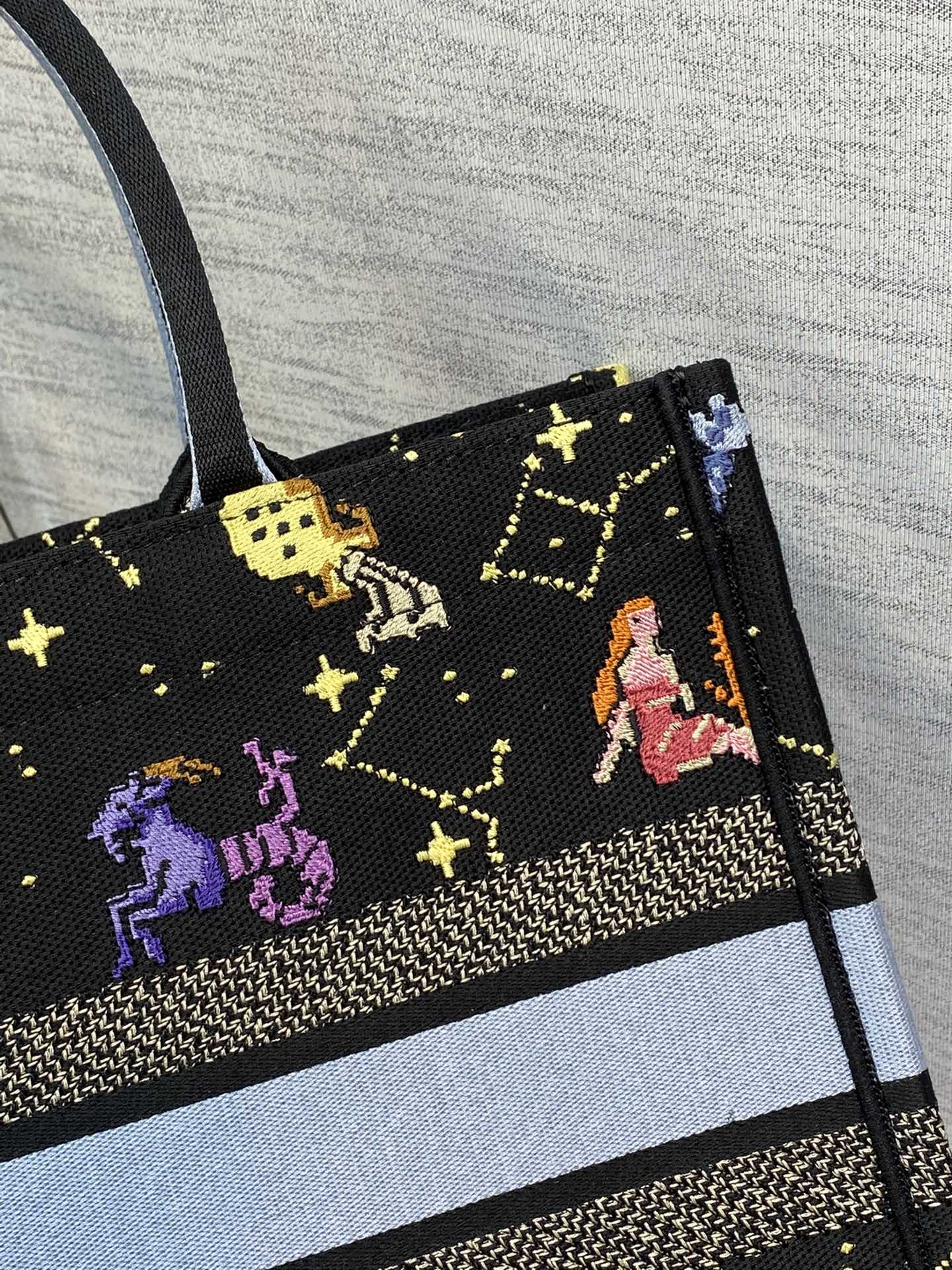 Dior Medium Constellations Tote Bag - Image 6