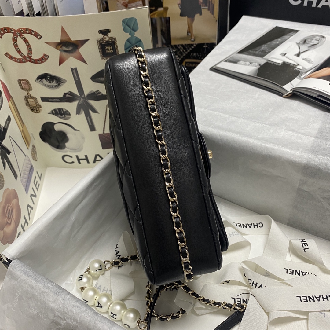 Chanel Pearl Chain Small Flap Bag in Black - Image 5