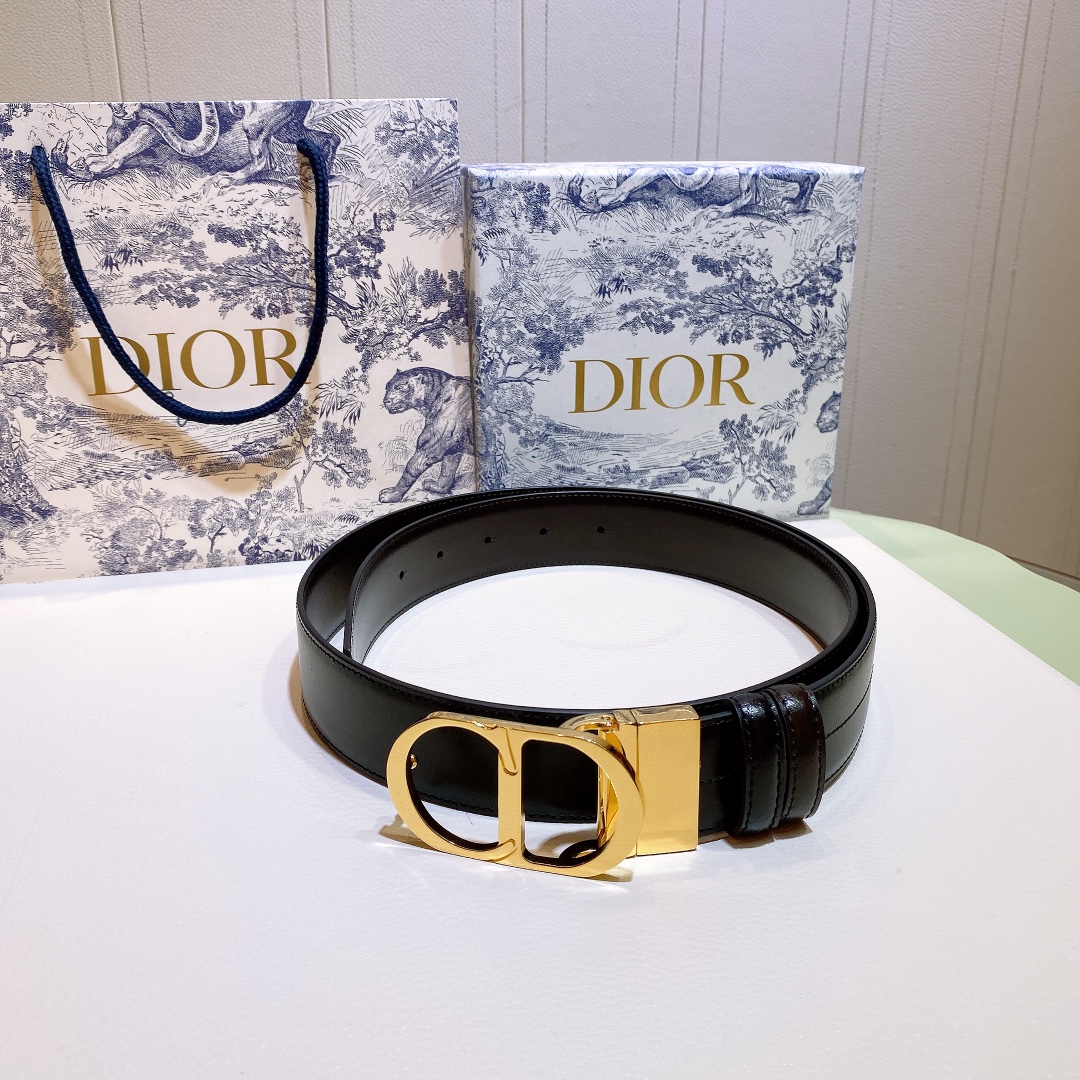 db9bf2_fe84cba5fa32494a880c6c0ffac9d85emv2.jpg Dior Double-sided Leather Belt - Image 1