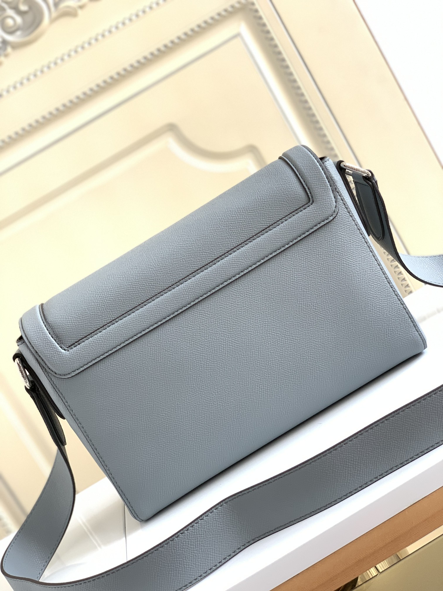 Louis Vuitton New Flap Messenger Bag - Image 3