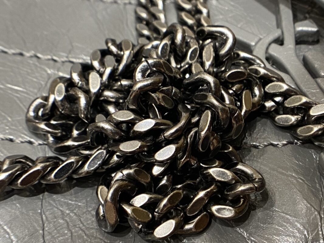 YSL Niki ChainWallet Dark Blue – Detailed Show