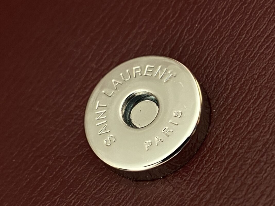 YSL Sunset 22 Wine Red – Detailed Show