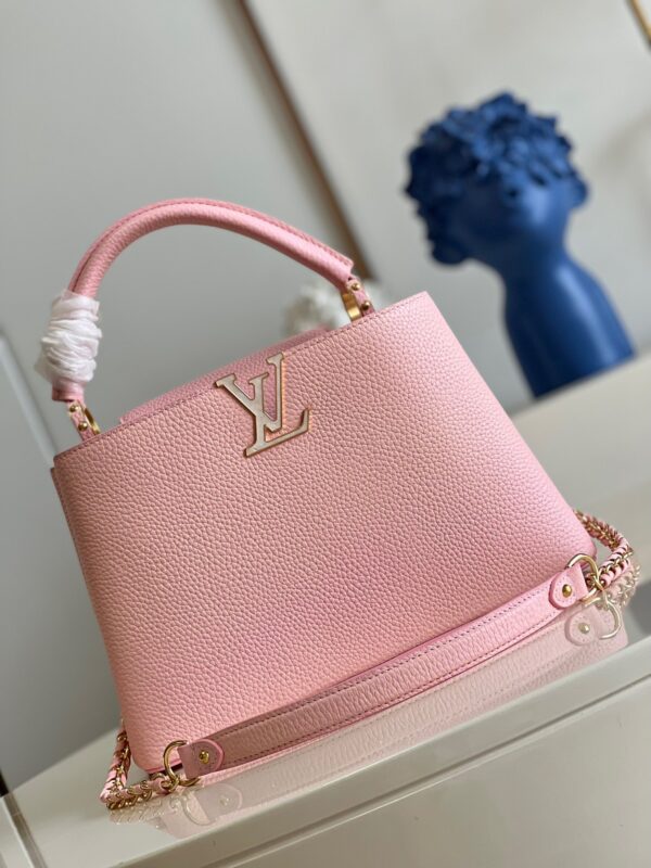 Louis Vuitton Capucines BB Medium Handbag in Stardust Pearl Pink