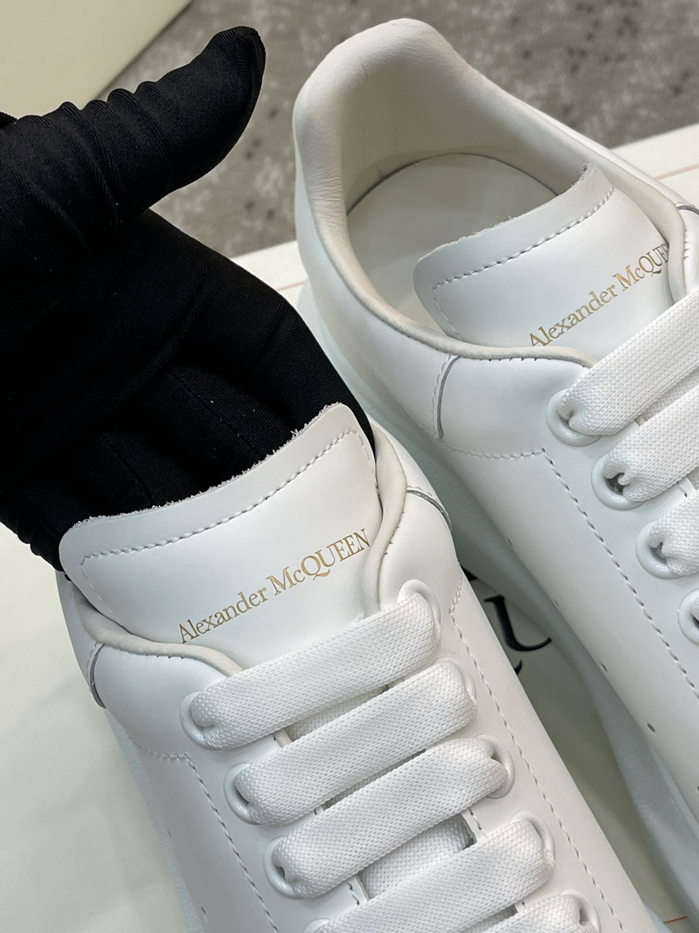 Alexander McQueen Sneakers - Image 9