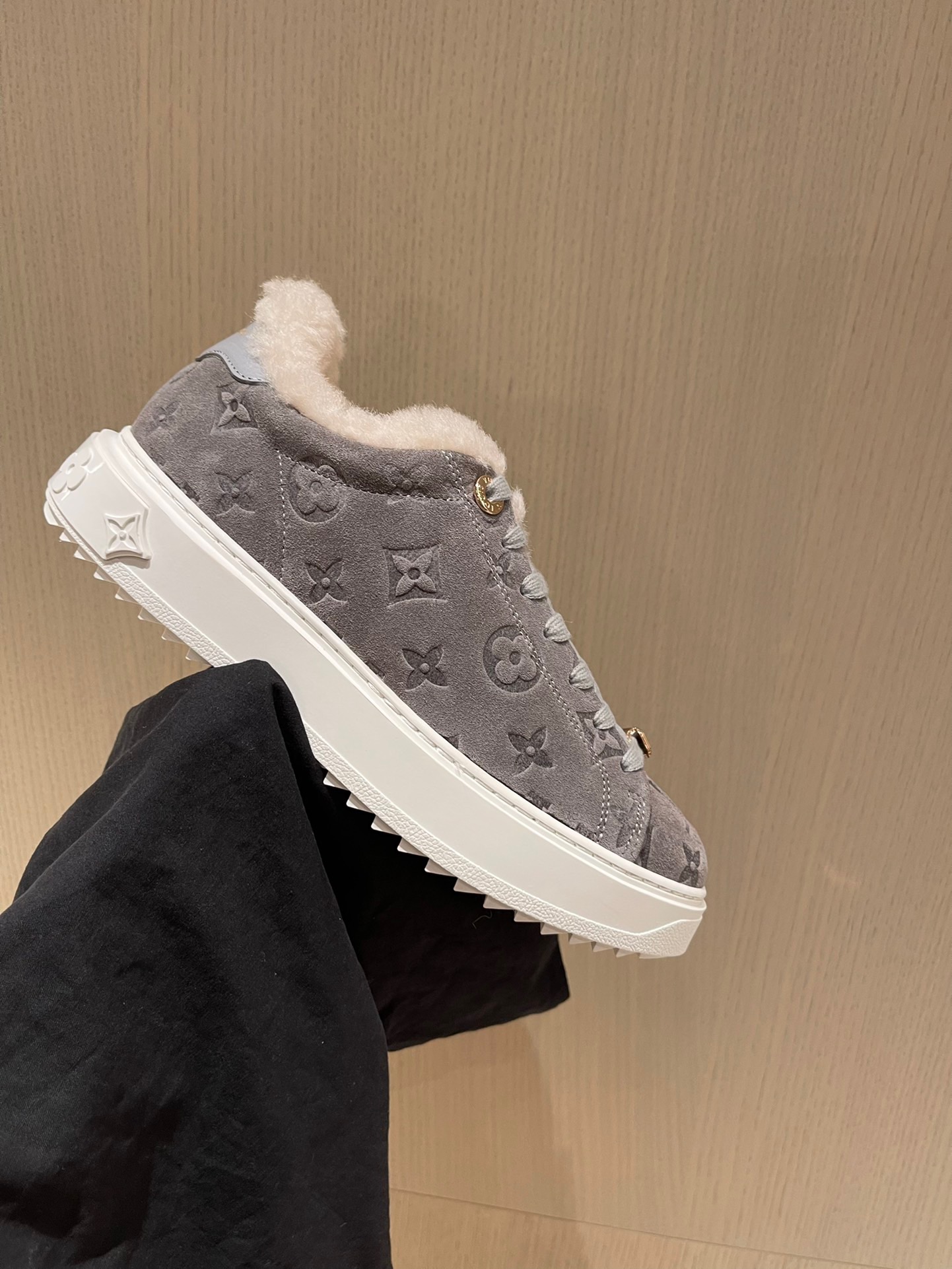 Louis Vuitton Wool Trainers - Image 8