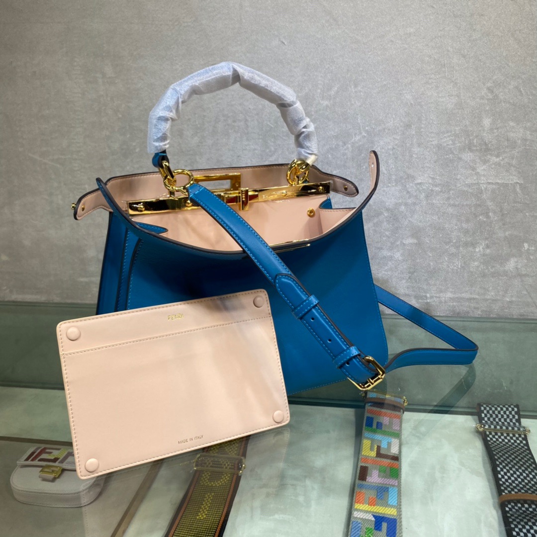 Fendi Peekaboo ISeeU Medium Bag in Blue - Image 8