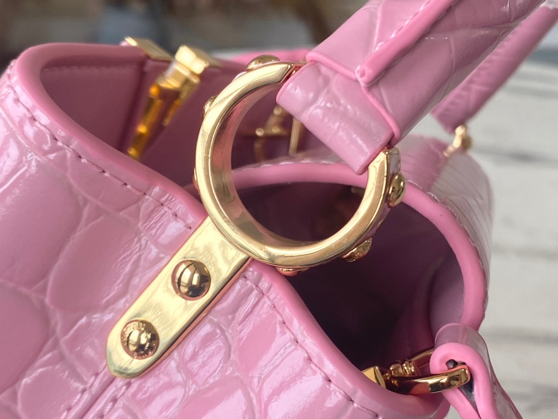 Louis Vuitton Capucines Mini Handbag in Pink Crocodile - Image 7
