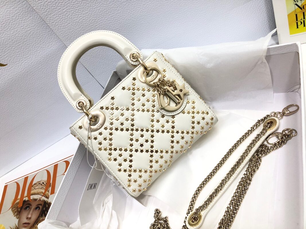 Lady Dior 17 White