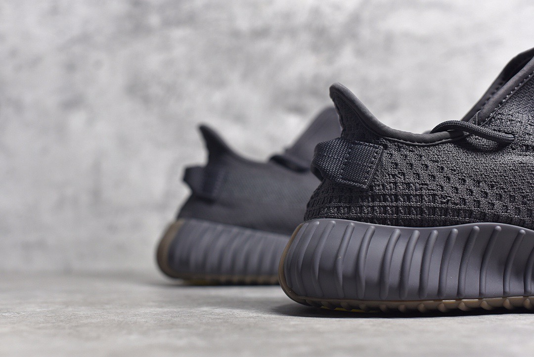 Yeezy 350v2 "Cinder" black - Image 9