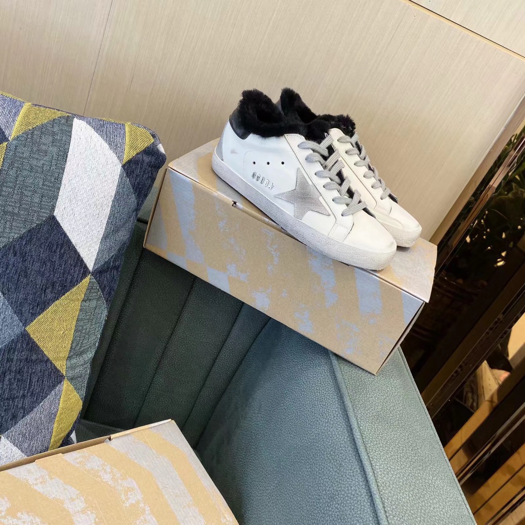 Golden Goose Small Wool Dirty Shoes - Image 7