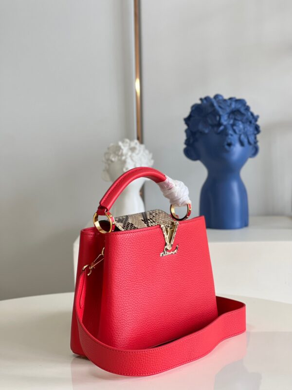 Louis Vuitton Capucines BB Small Handbag in Red&Snake