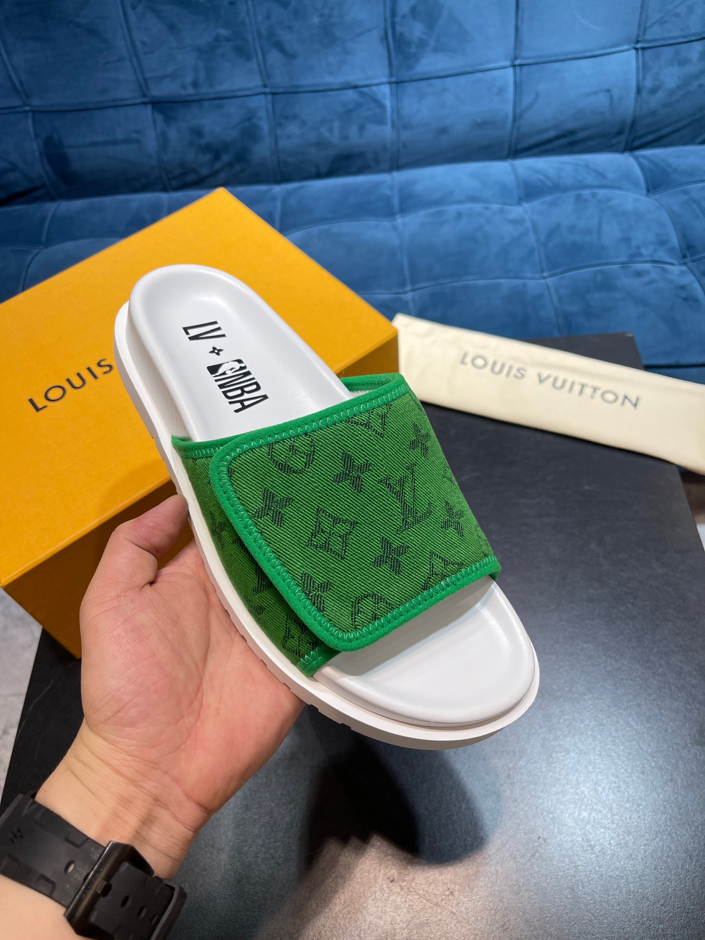 Louis Vuitton luxury sandals - Image 3