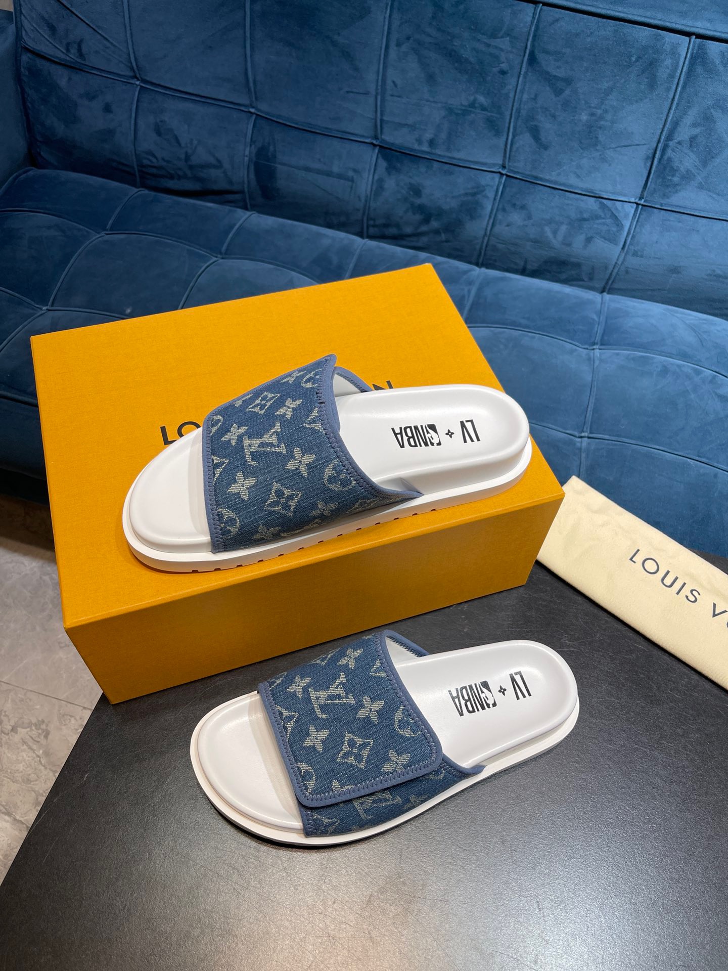 Louis Vuitton luxury sandals - Image 10