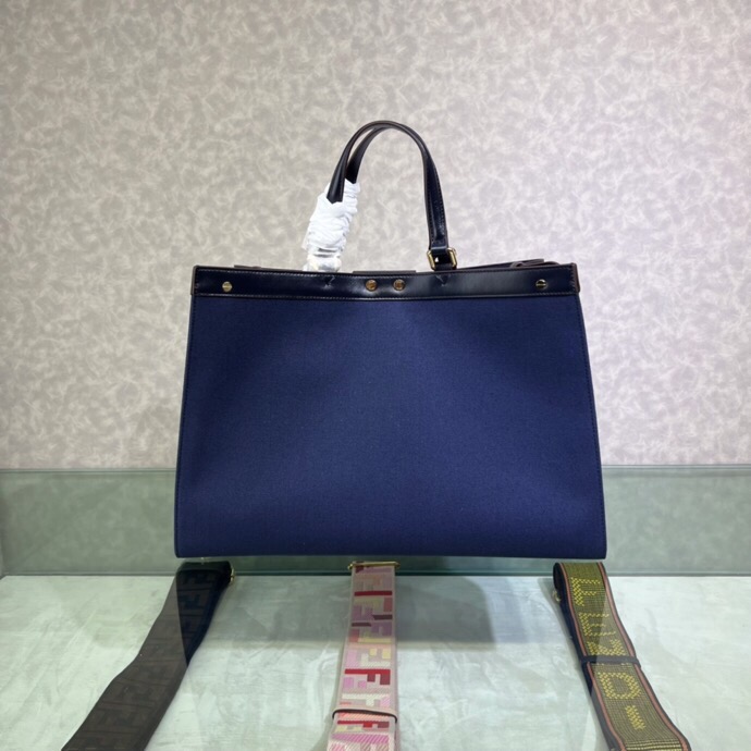 Fendi Peekaboo X-Tote Medium Bag - Image 3