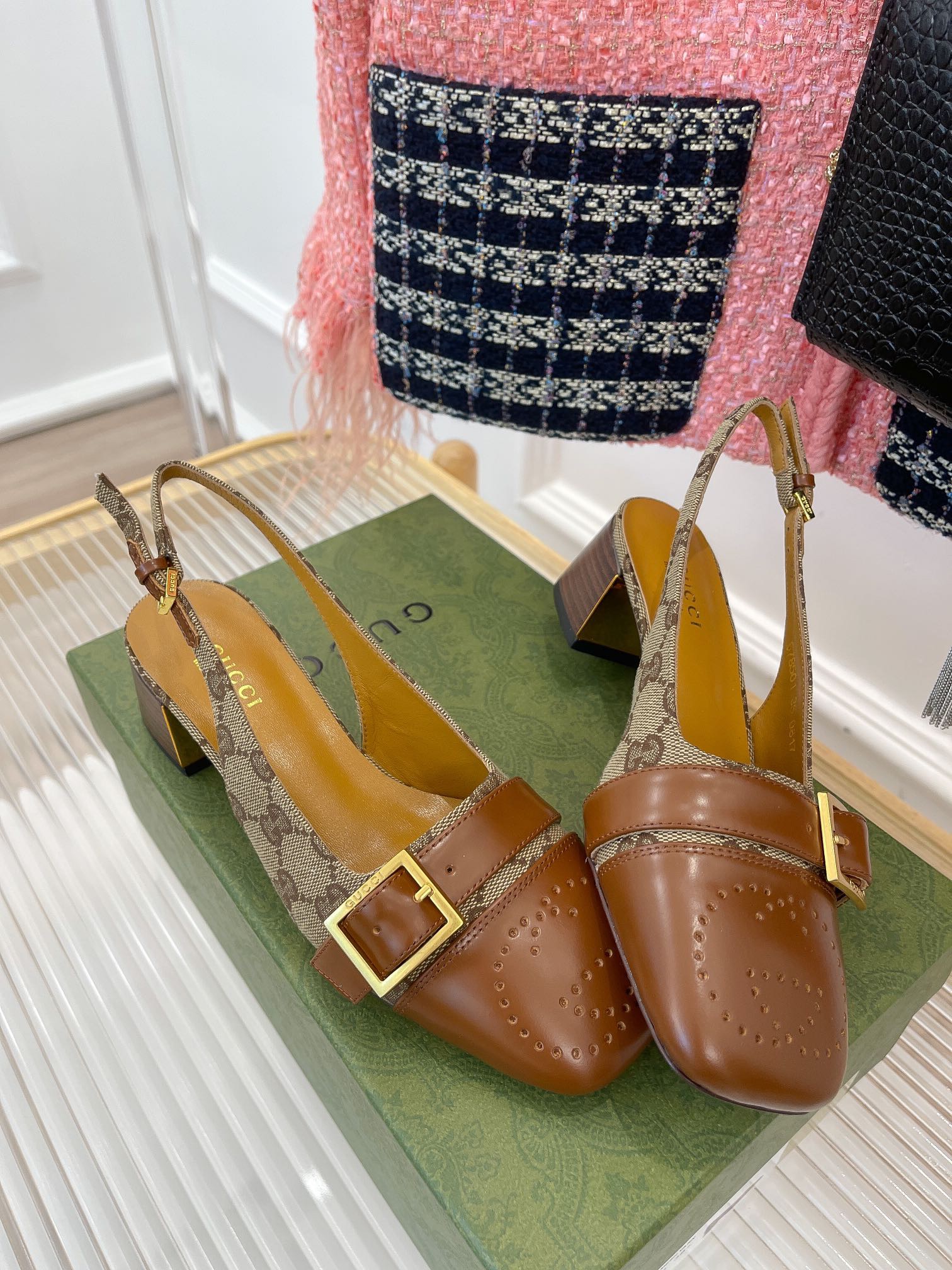 Gucci slingback sandals - Image 5