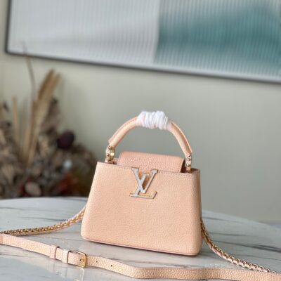 Louis Vuitton Capucines Mini Handbag in Apricot