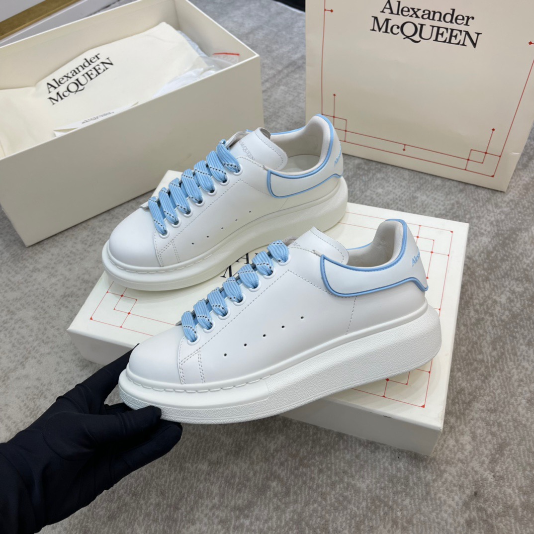 Alexander McQueen Sneakers - Image 3