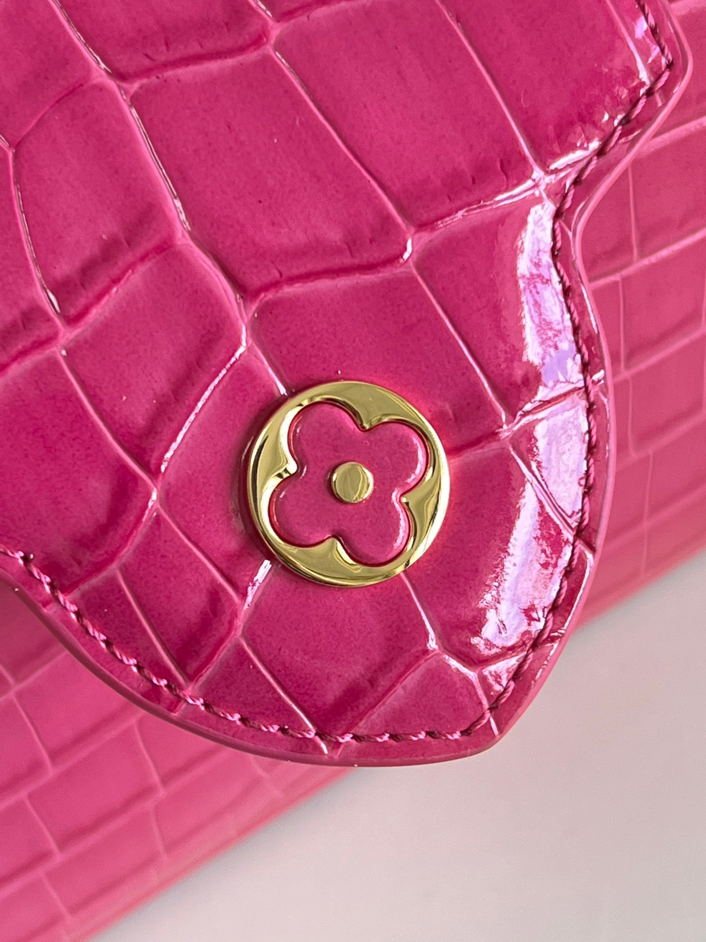 Louis Vuitton Capucines Mini Handbag in Rose Red - Image 8
