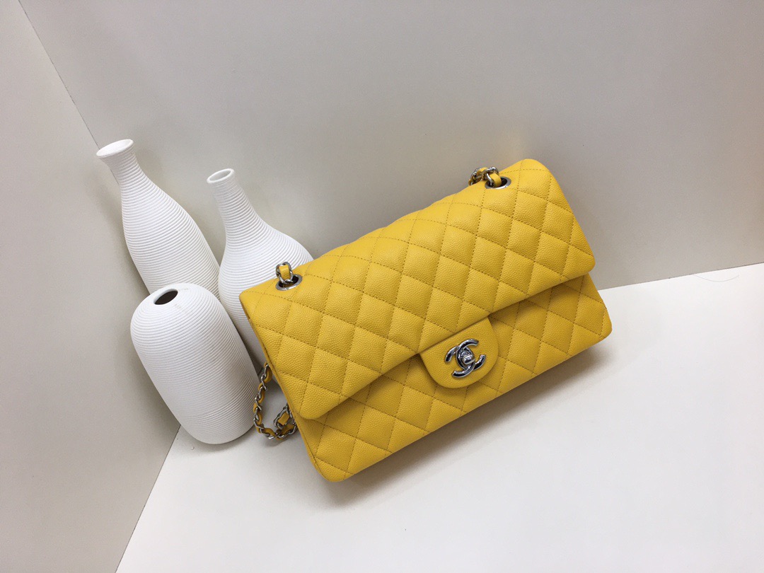 fb638e_1d0b647559034a8e818091270db1354dmv2.jpg Chanel Classic Flap 25 Lime - Image 1