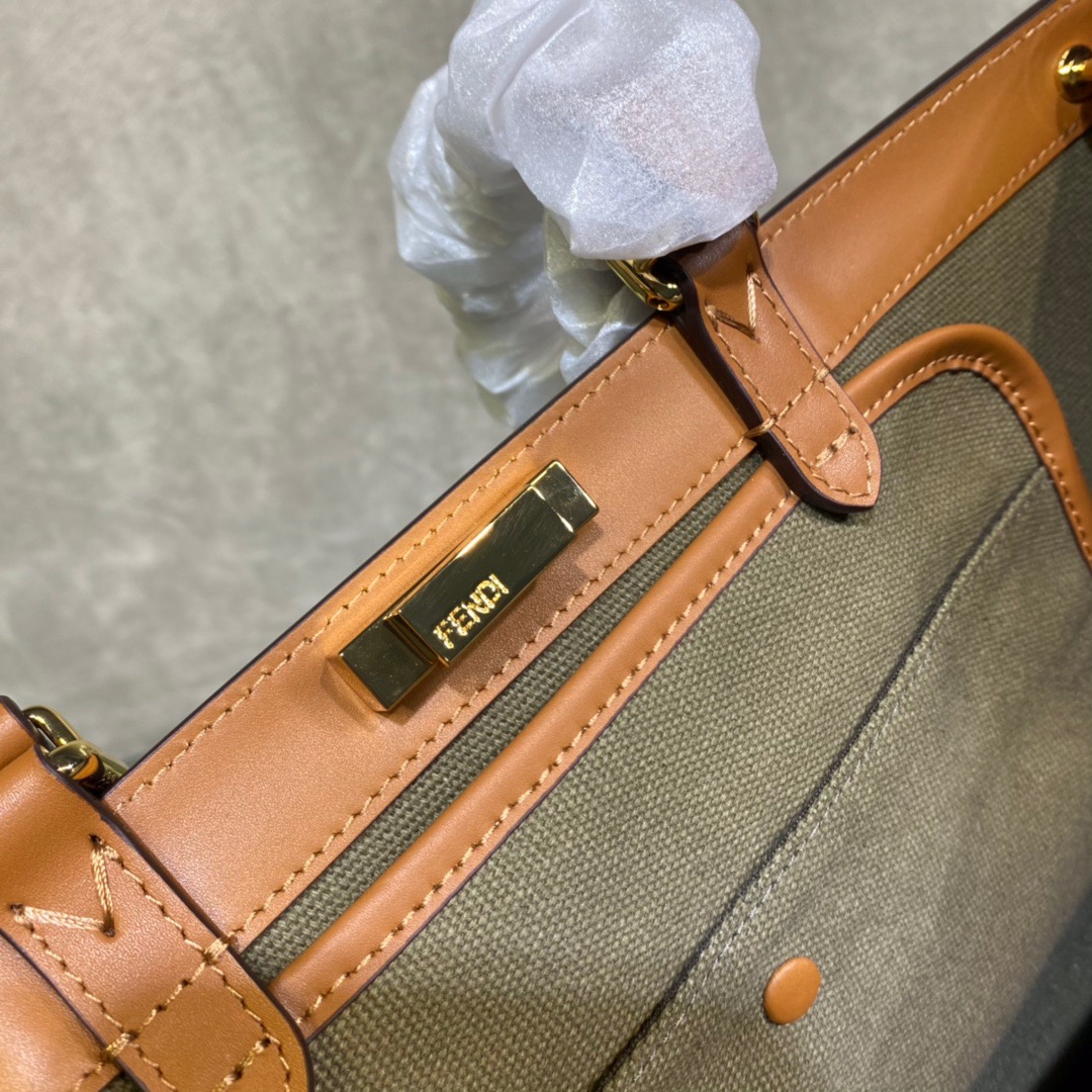 Fendi Peekaboo X-Tote Medium Bag - Image 6