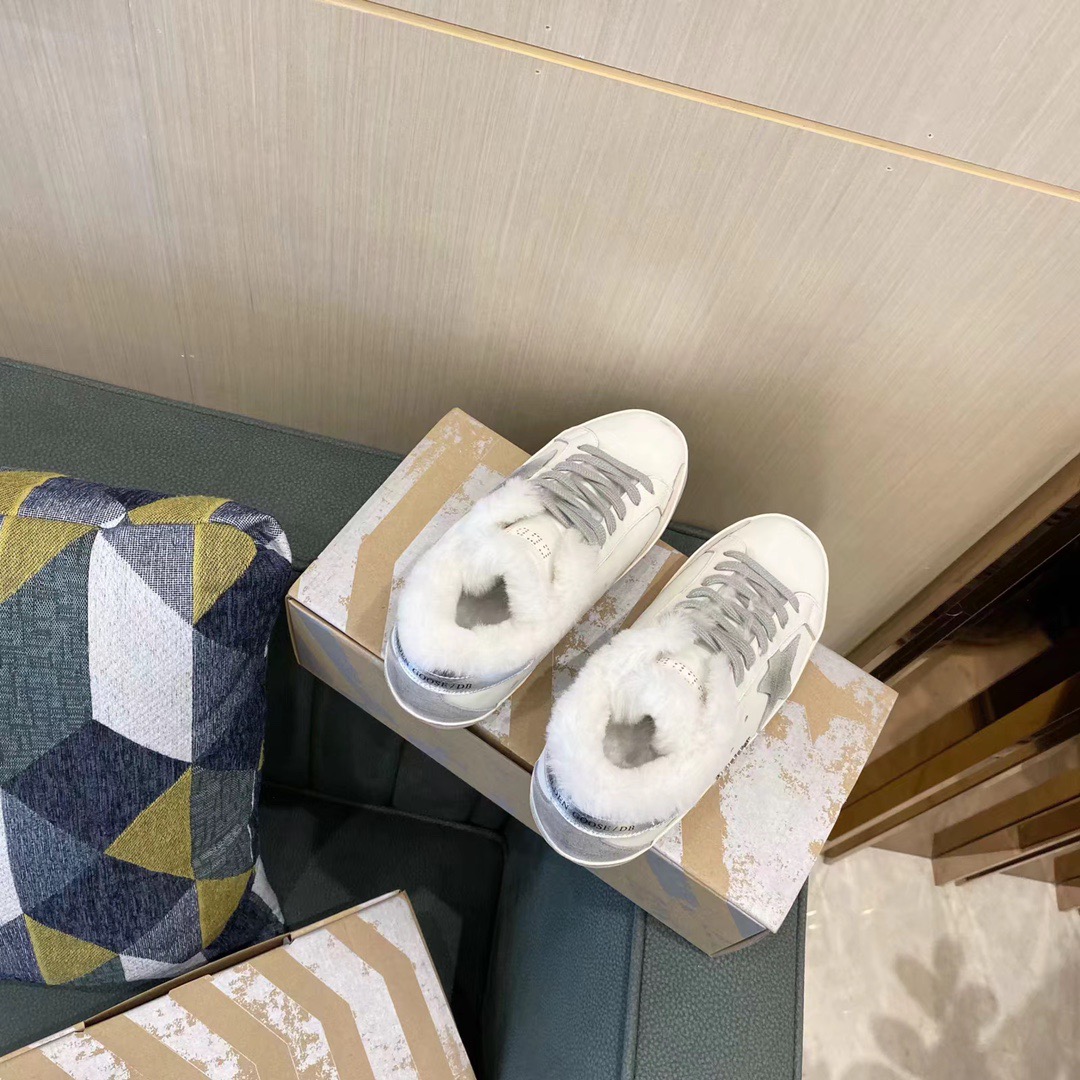 Golden Goose Small Wool Dirty Shoes - Image 6