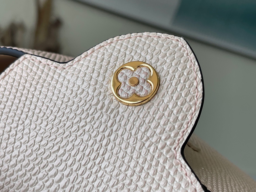 Louis Vuitton Capucines Mini Handbag in Gradient Pink - Image 8