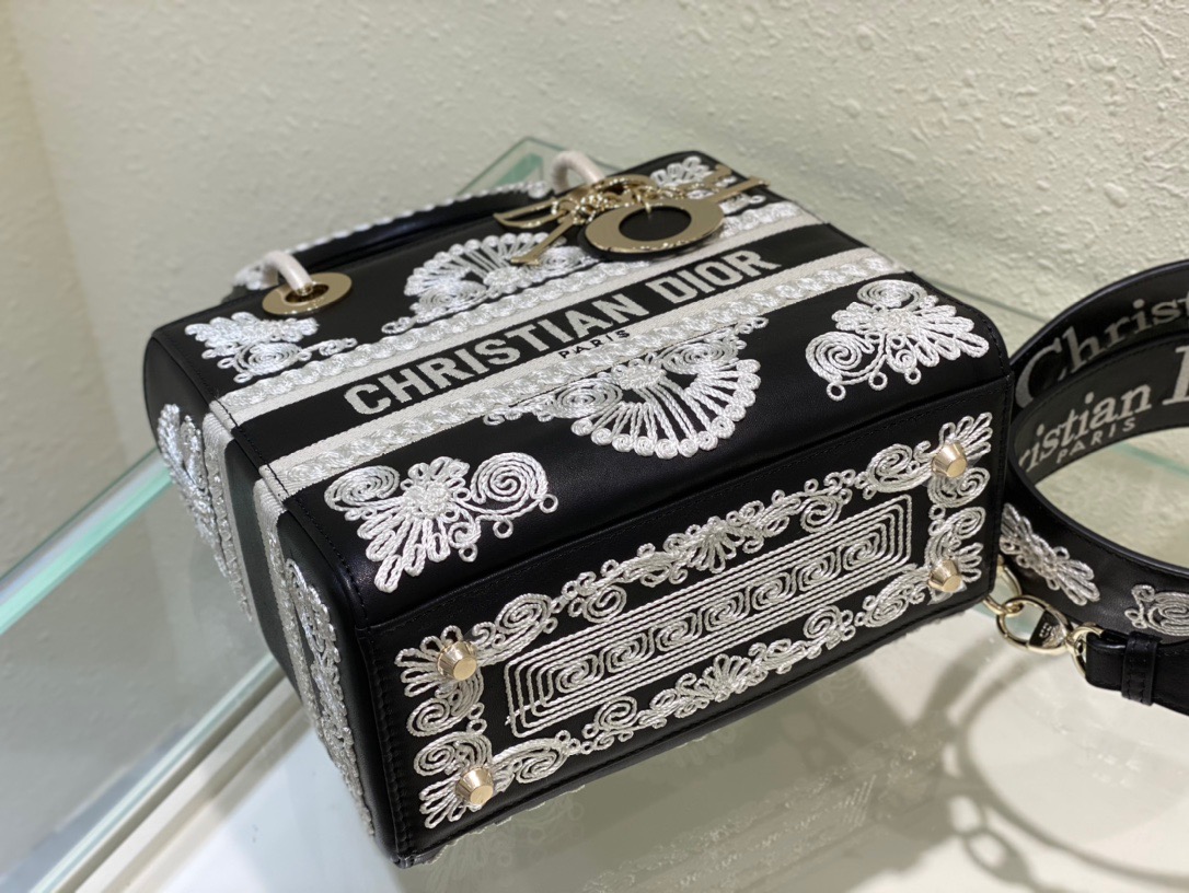 Lady D-Lite Cowhide 24 Black - Image 7