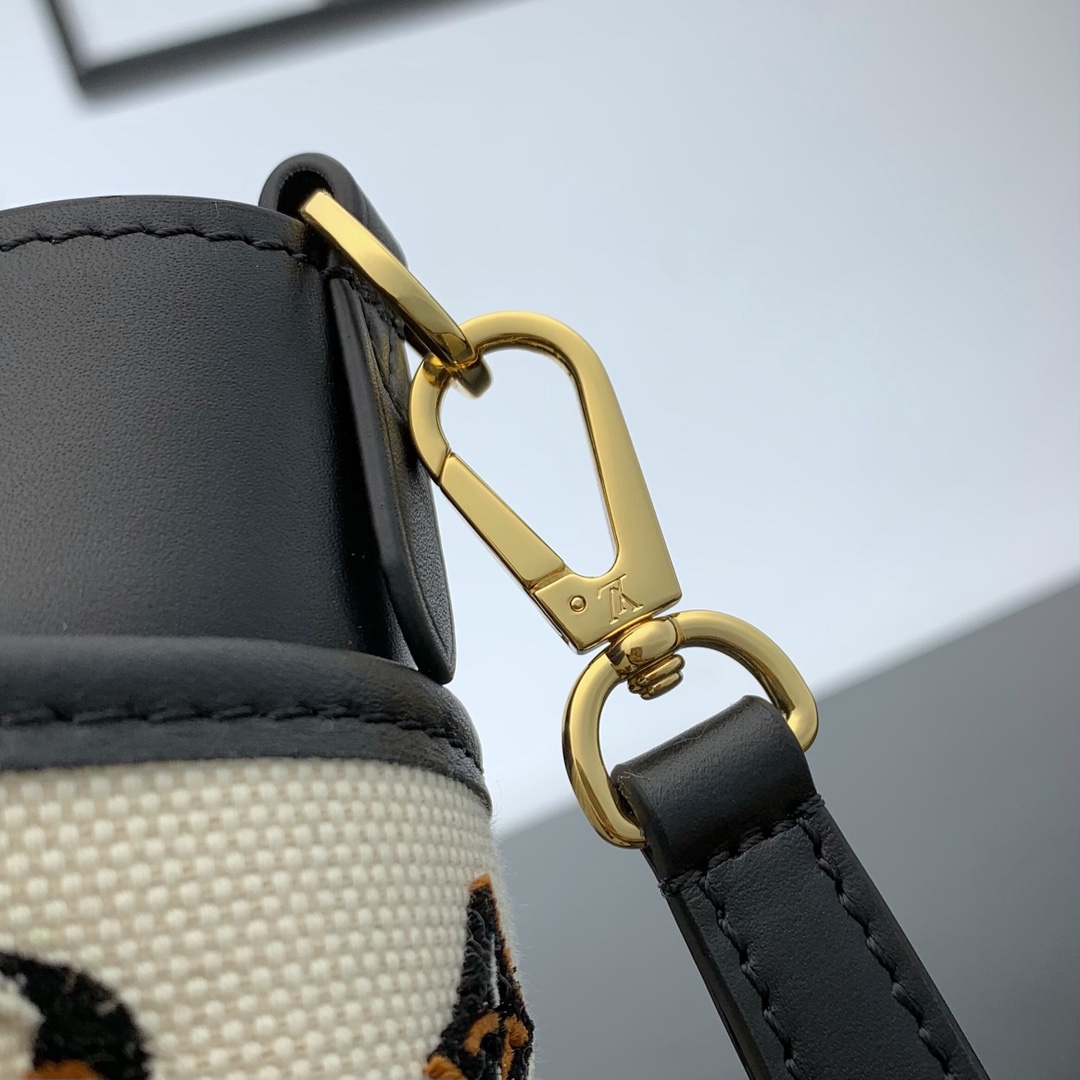 Louis Vuitton Craie&Black - Image 6