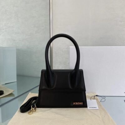 Jacquemus Le Chiquito 24 Black