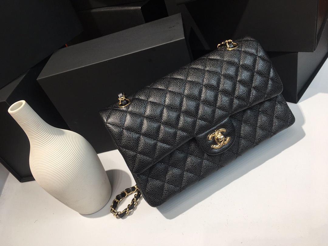 fb638e_265fbbe0c51b40d19c62f9e007b5313fmv2.jpg Chanel Classic Flap 25 Black - Image 1