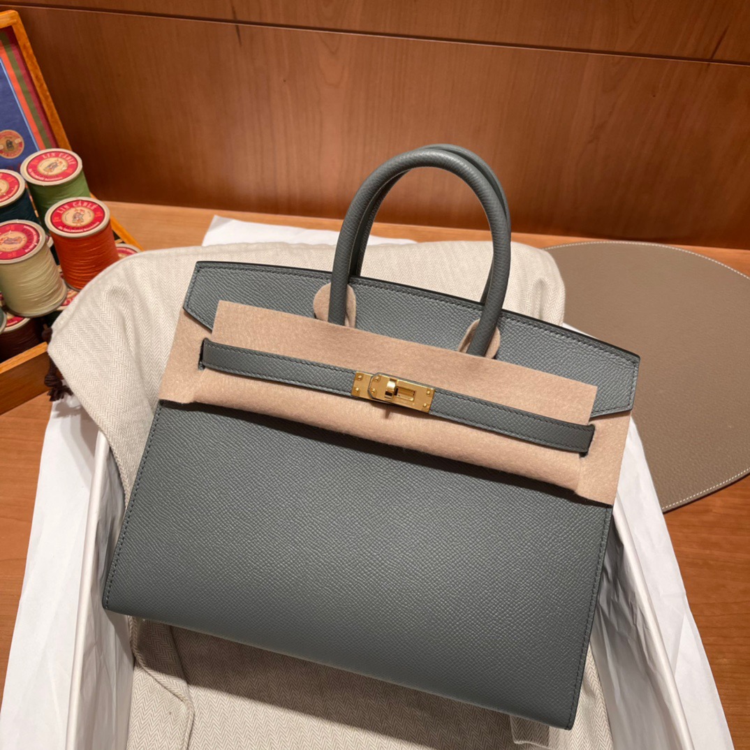fb638e_2719b9c9c87c451790814a28101d4e72mv2.jpg Birkin 25 Epsom Vert Amande - Image 1