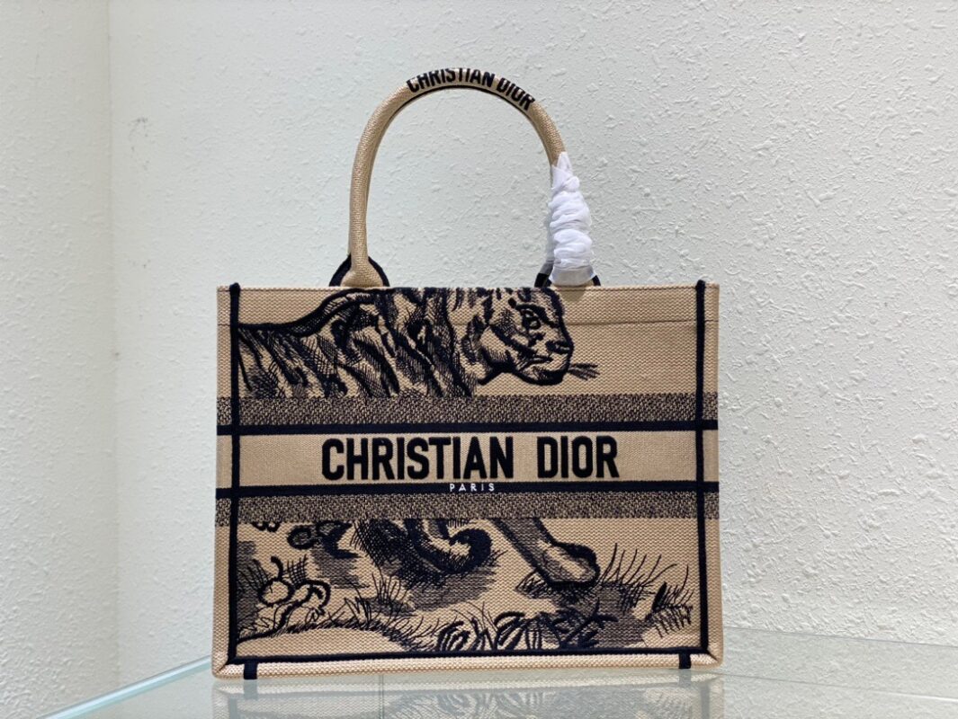 Dior Book Tote 36 Jouy