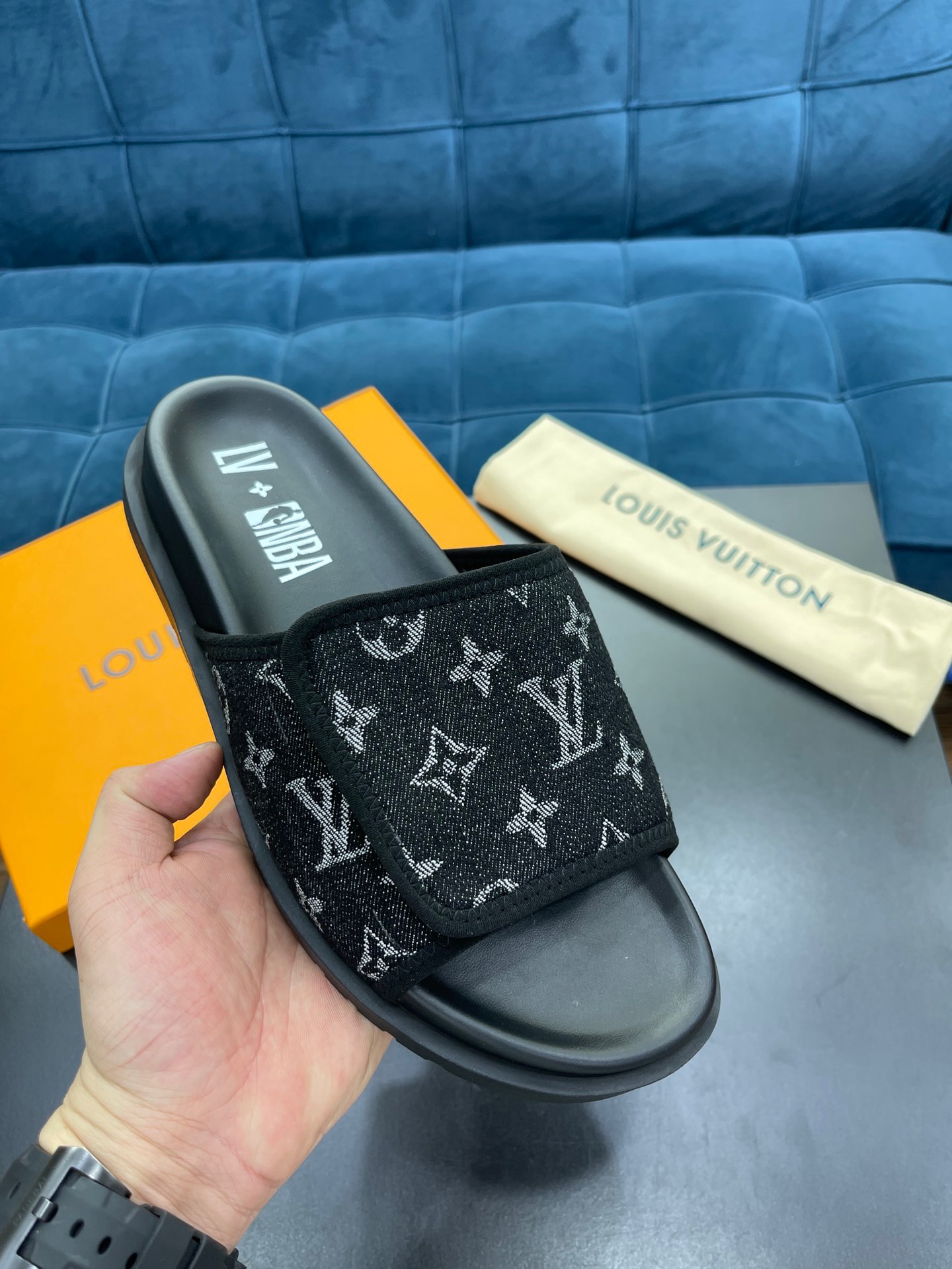 Louis Vuitton luxury sandals - Image 3