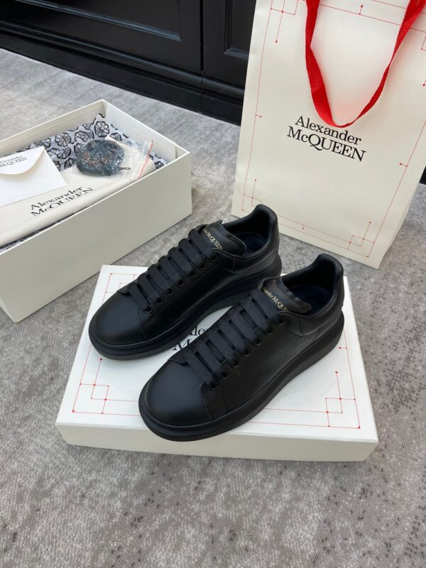 Alexander McQueen Sneakers