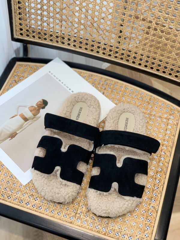 Hermes wool slippers