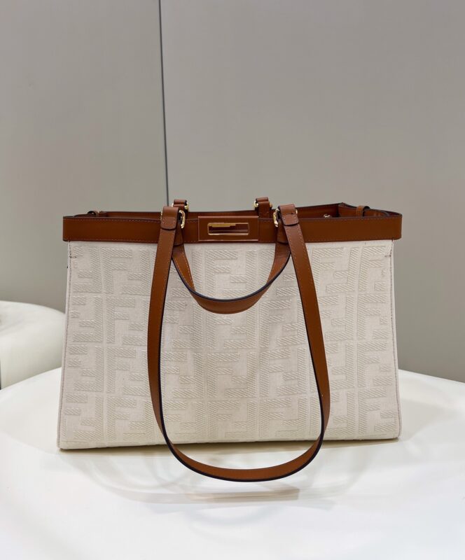 Fendi Peekaboo X-Tote Bag in Beige