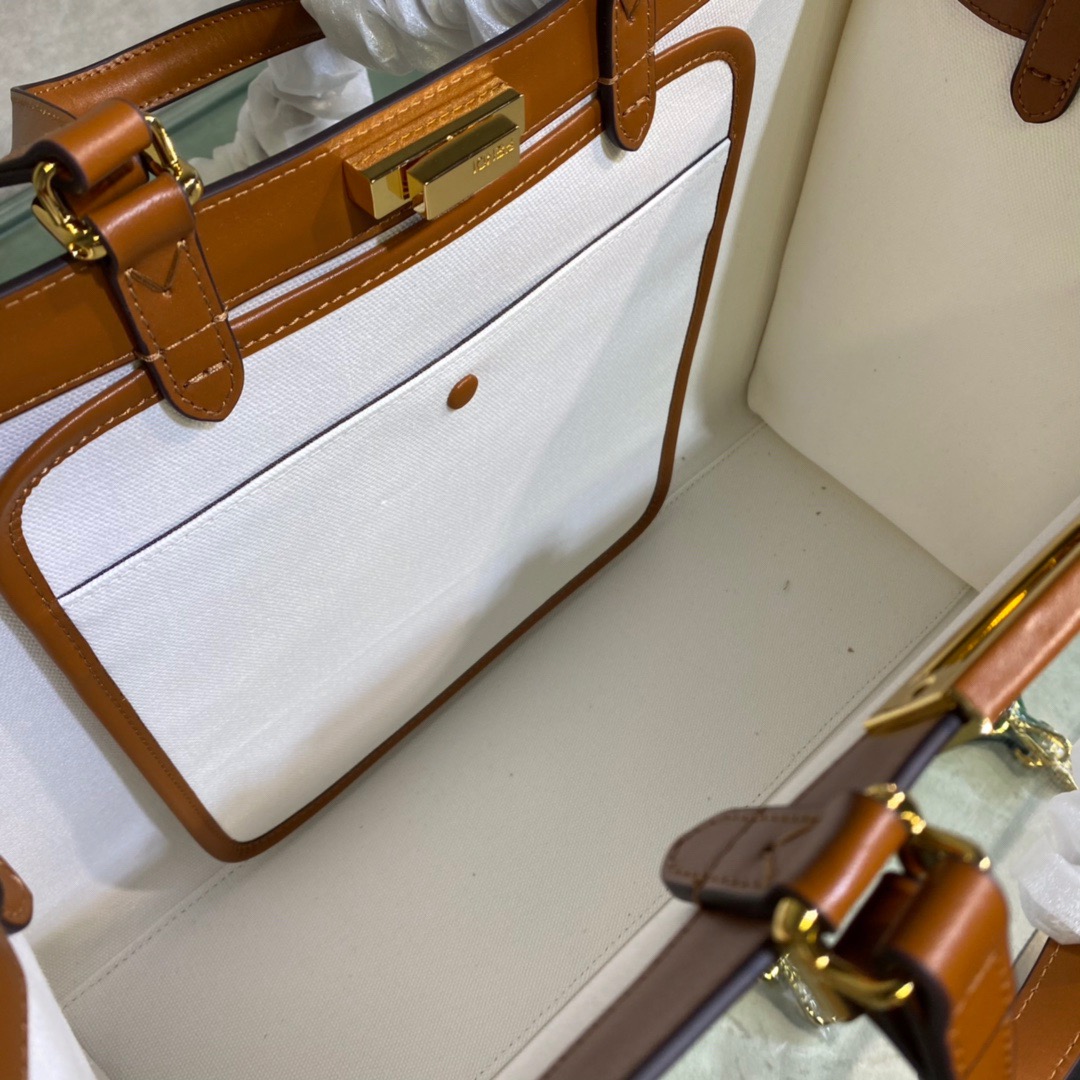 Fendi Peekaboo X-Tote Medium Bag - Image 6