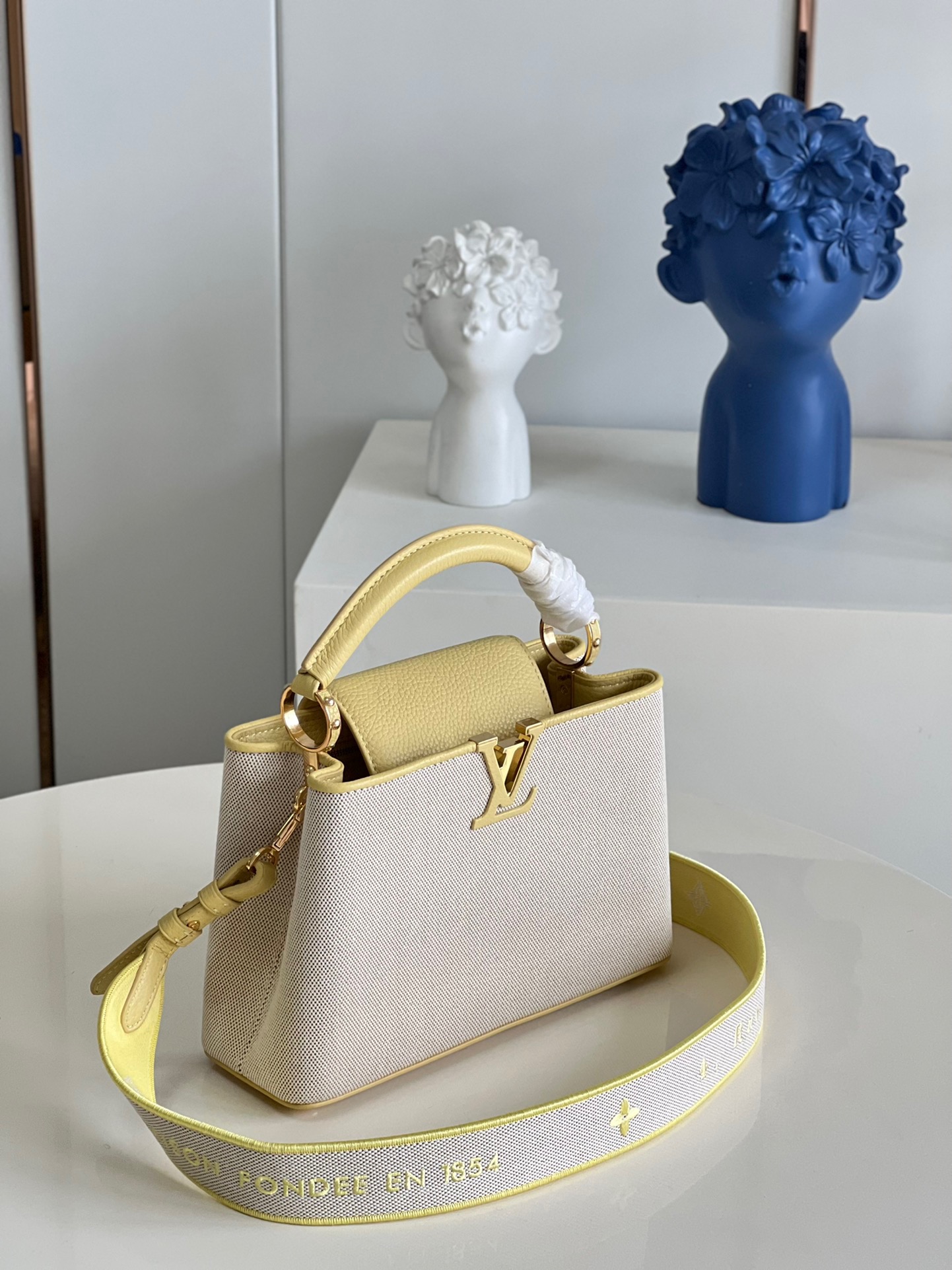 fb638e_3ed2d2ae11de44c2ad0f169a19cb90c0mv2.jpg Louis Vuitton Capucines BB Small Handbag in Vanilla Yellow - Image 1