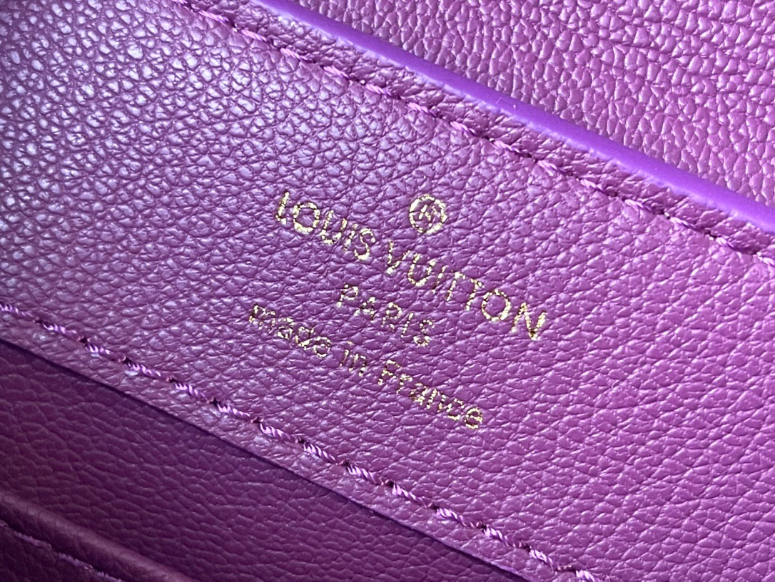 Louis Vuitton Capucines Mini Handbag in Purple Crocodile - Image 10