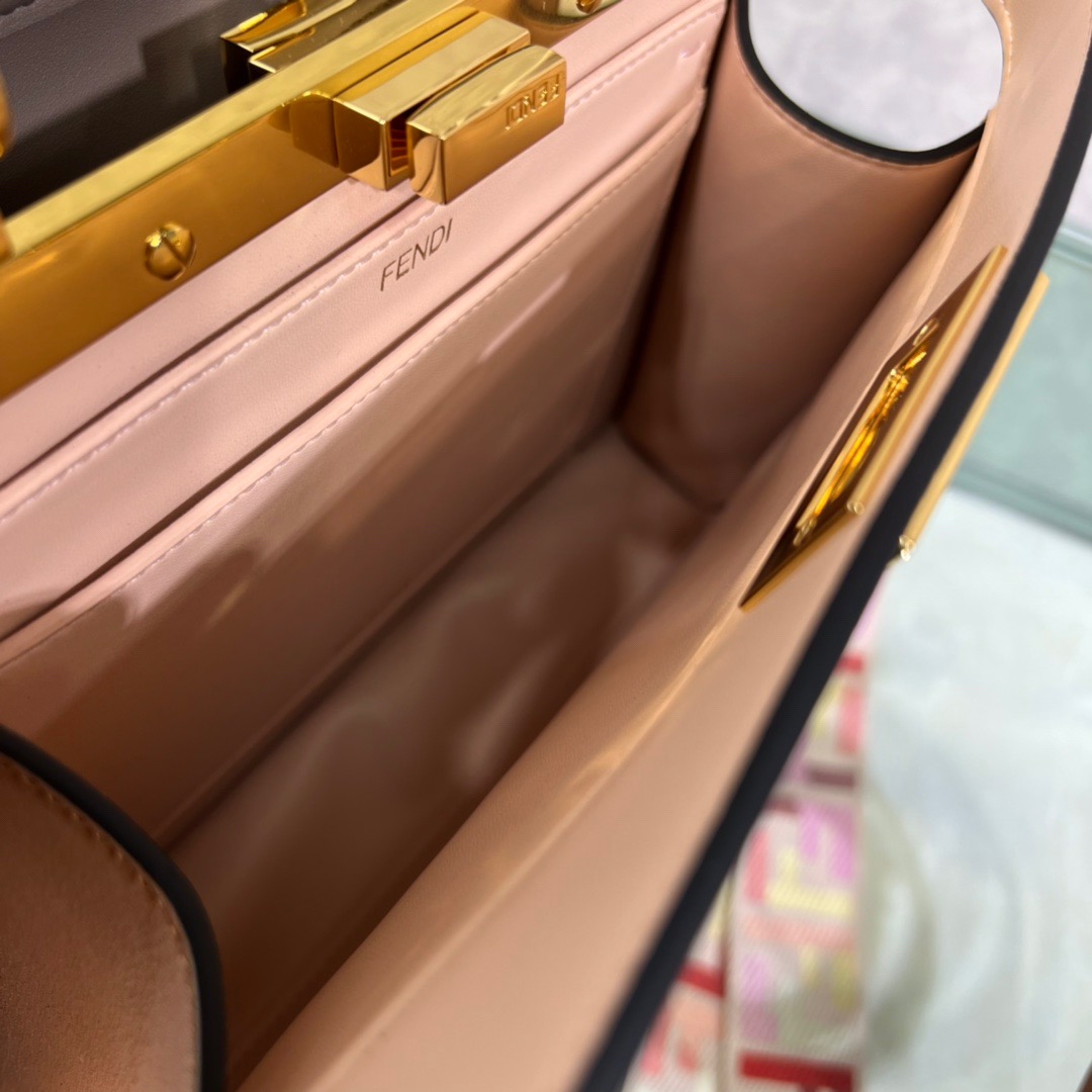 Fendi Peekaboo ISeeU Small Bag in Brown - Image 7