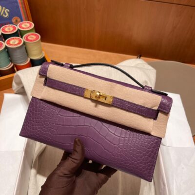 Kelly Pochette Matte Alligator Raisin